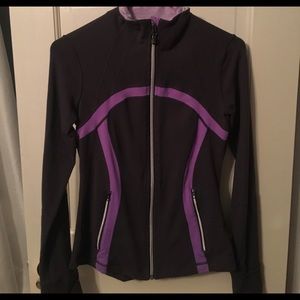 Lululemon zip up size 6